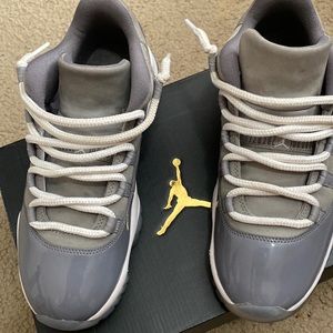 Air Jordan 11 cool grey